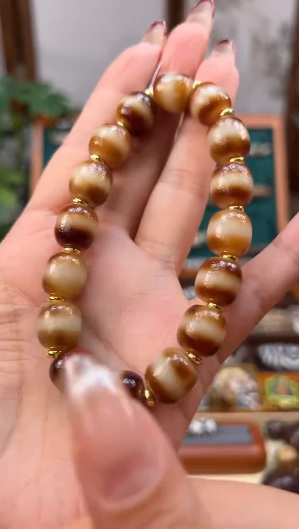 合金颈饰玛瑙/玉髓（覆膜）50.（微瑕）