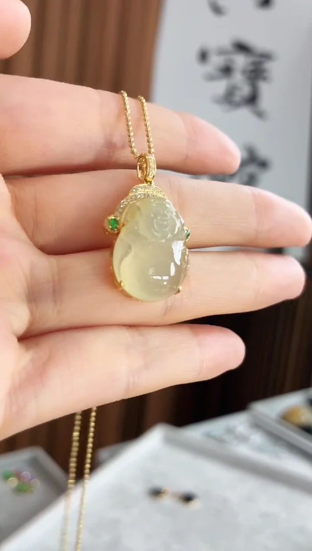 翡翠18K金镶嵌吊坠(不含链)吊坠