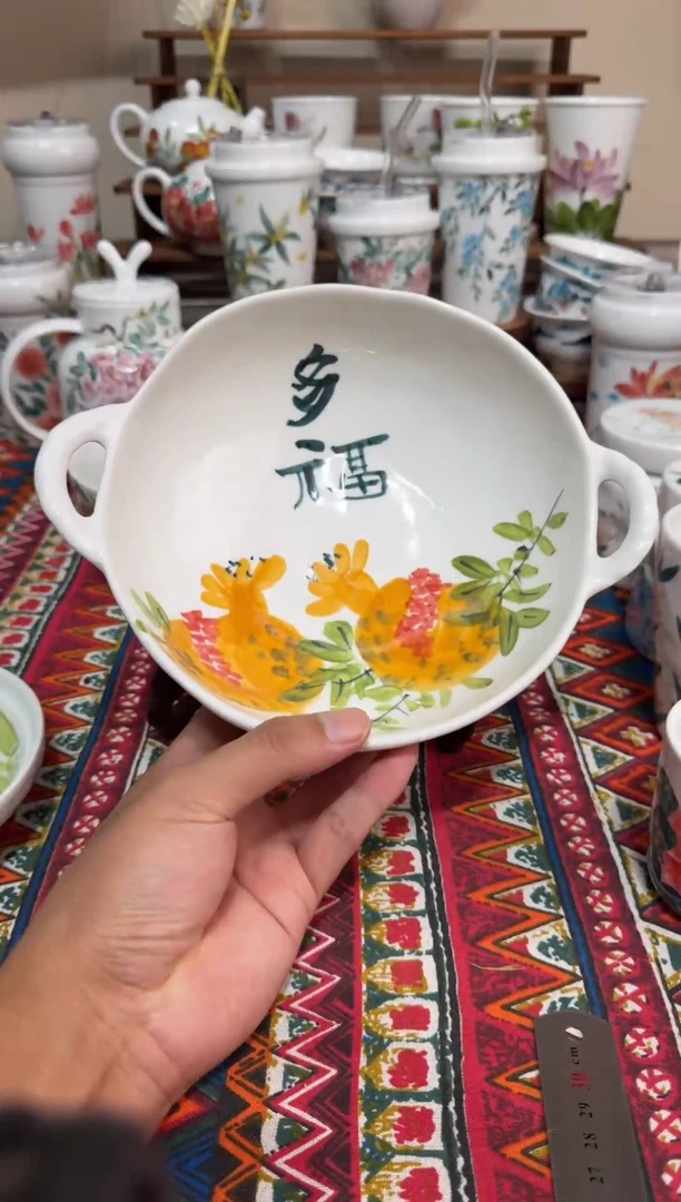 摆件景德镇高温釉下手绘陶瓷