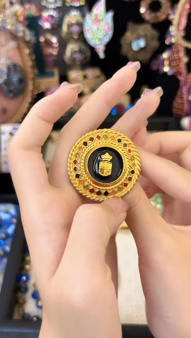 铁合金合成碳硅石369lci胸针