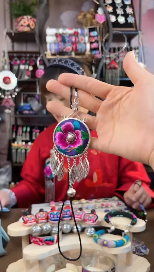 织绣 民族风手工非遗老绣饰品357