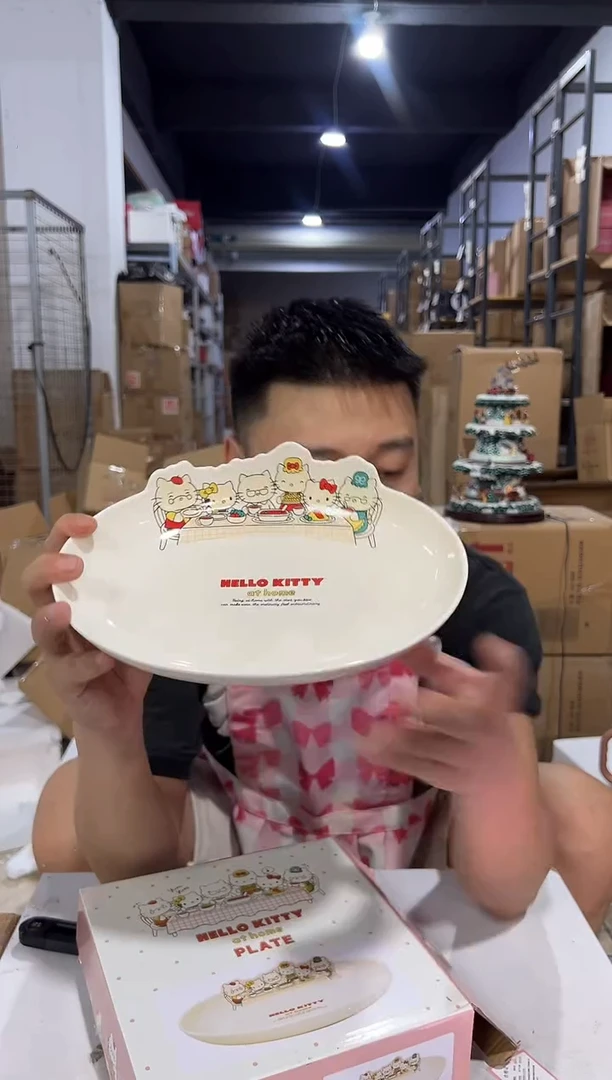 瓷片原盒kt猫一家人合集餐盘