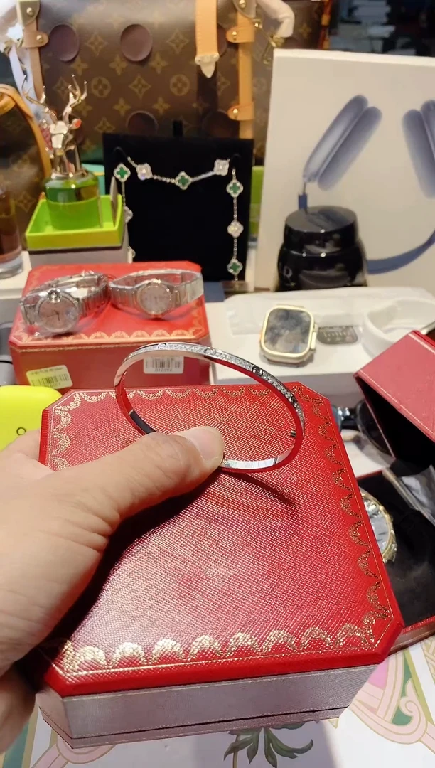 摆件111111111111@@1