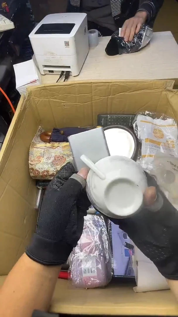 J**明二手商品不退不换