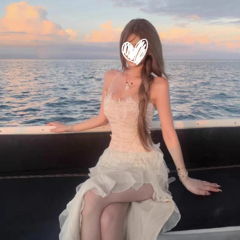 法式纯欲花朵吊带连衣裙女春夏季海边度假收腰显瘦不规则长裙子