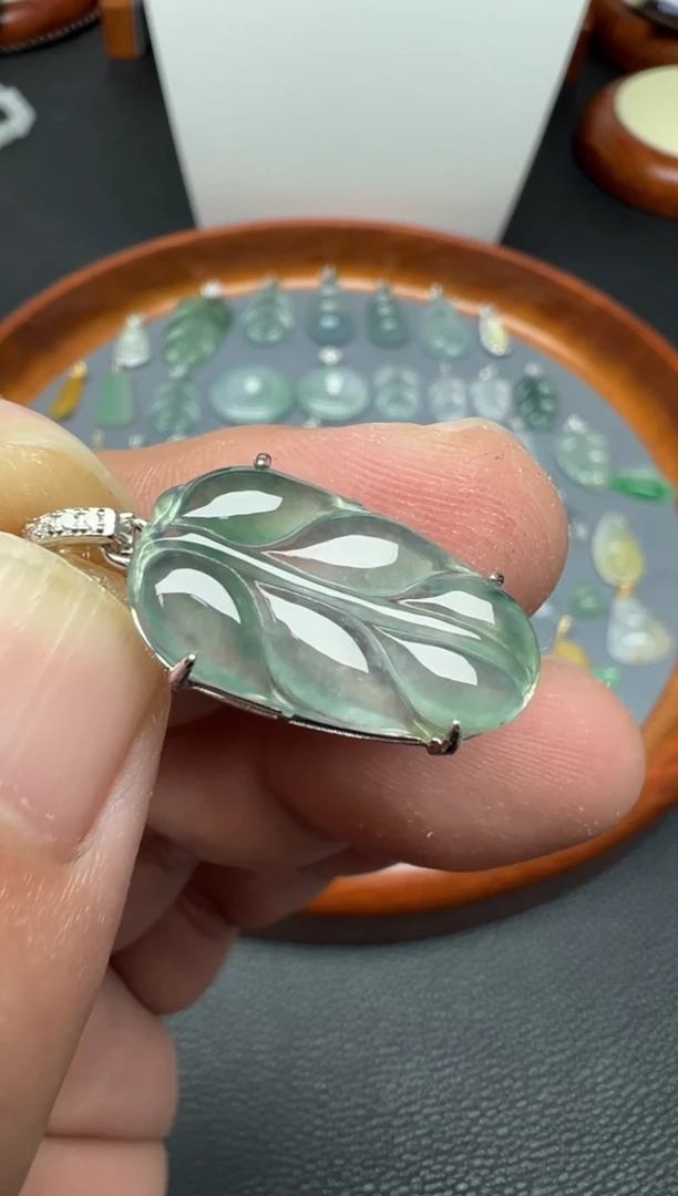 颈饰银S925镶嵌翡翠（8号链接） 纯天然A货缅甸翡翠 叶子