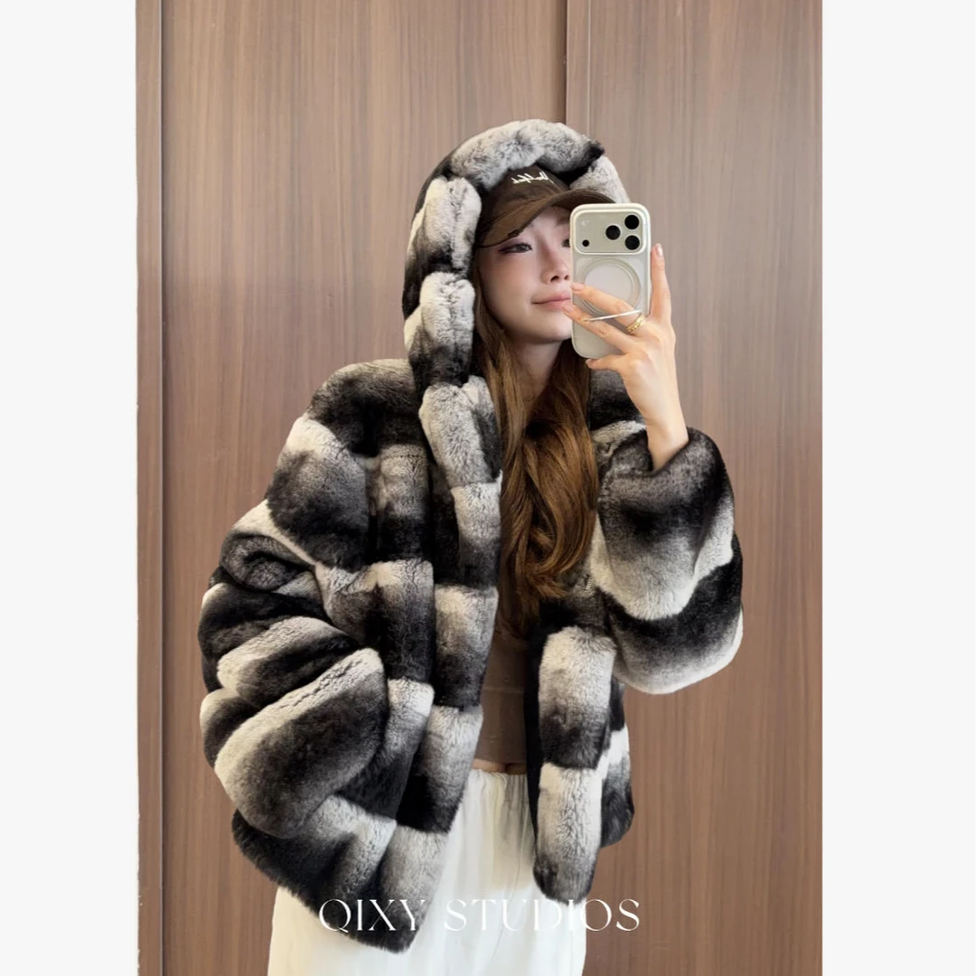 QIXIAOYAO.皮草丝绒青紫蓝兔皮毛一体皮草外套冬季新#YTZCQ25880