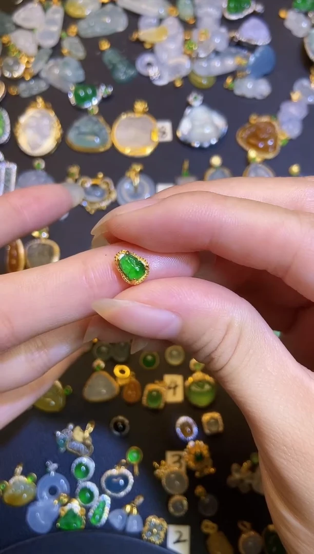 翡翠银S925镶嵌吊坠(不含链)天然A货翡翠