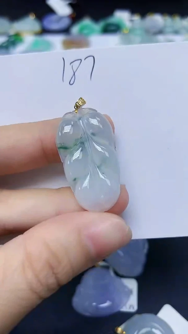 翡翠未镶嵌颈饰 天然缅甸翡翠A货