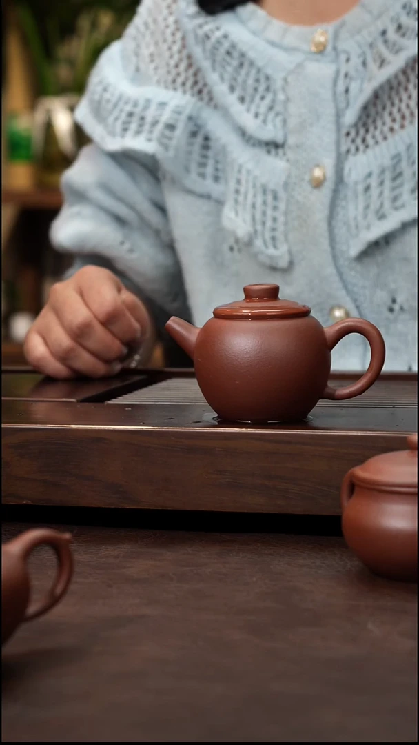 茶壶紫砂底槽清小巨轮140cc左右