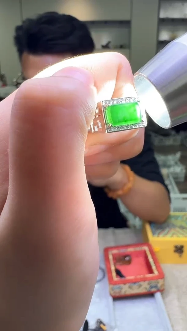 翡翠戒指未镶嵌多样性发一件 242