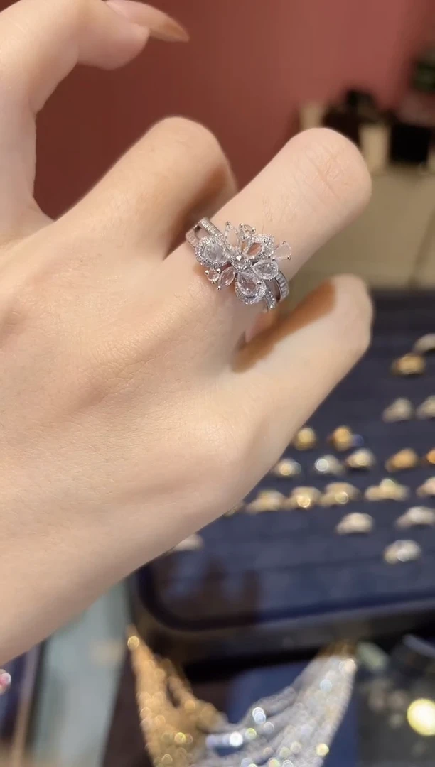 18K金镶嵌戒指钻石   JZ