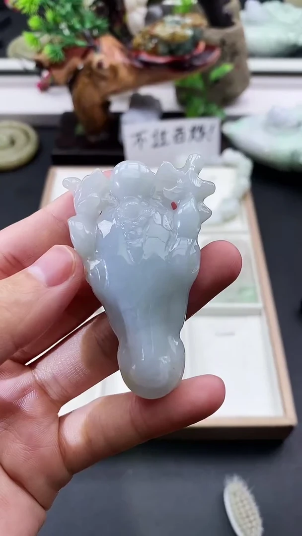 颈饰未镶嵌翡翠天然缅甸A货翡翠