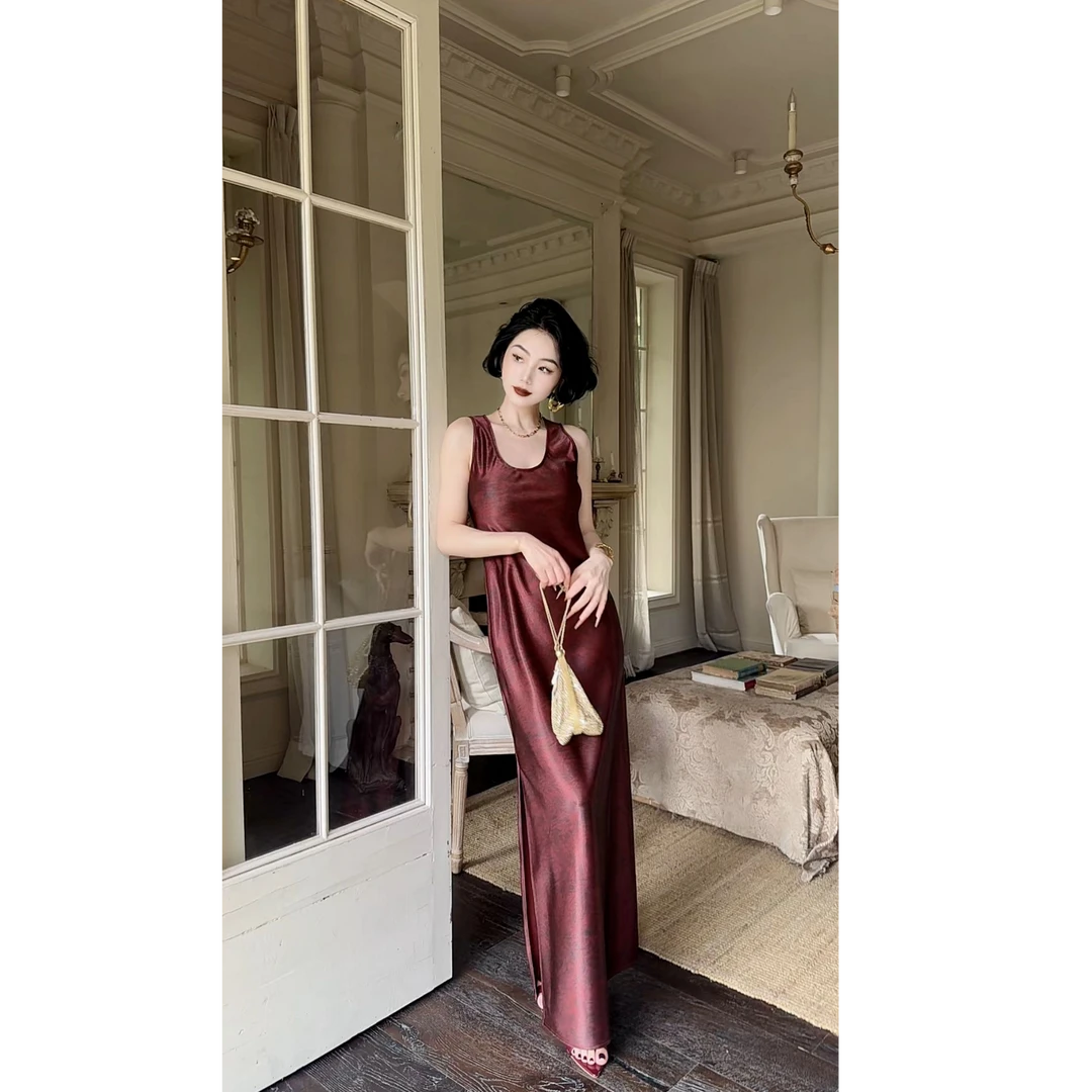 LYXJ【玛莱区秘境】缎面晕染连衣裙2025夏季新款收腰显瘦优雅约会裙