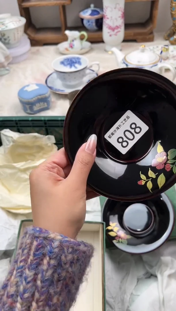 圈*里A          808