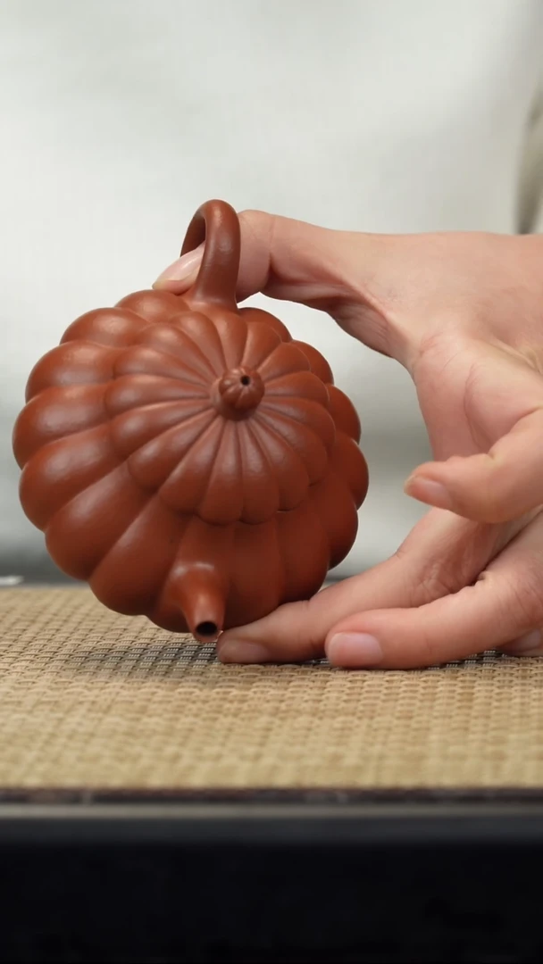 【闪购商品】紫砂茶壶生砂朱泥筋纹鞠磊