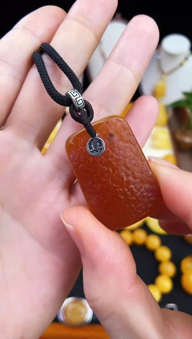 琥珀未镶嵌珠宝奇石柒月