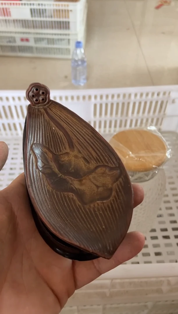 杯无运费险有瑕疵的摄影的产品有使用过的痕迹有点脏介意勿拍