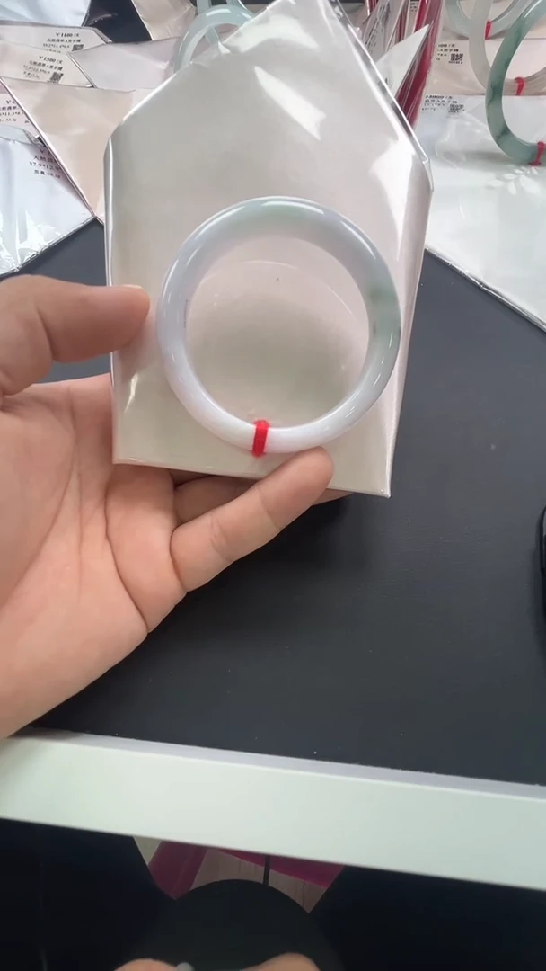 未镶嵌手镯翡翠第10号白底青糯化