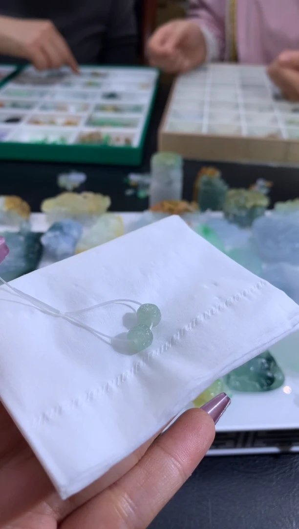 未镶嵌定制翡翠北****雨翡翠