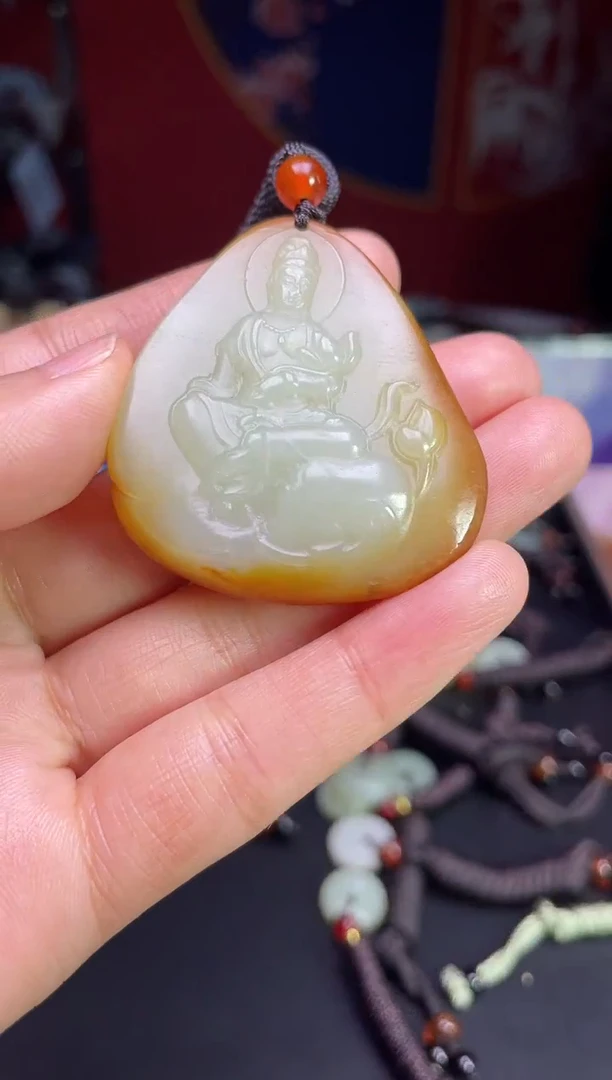 颈饰未镶嵌和田玉1