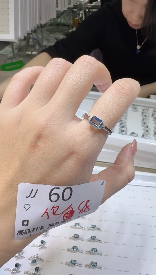 【闪购商品】托帕石戒指银S925镶嵌多样性发一JJ60
