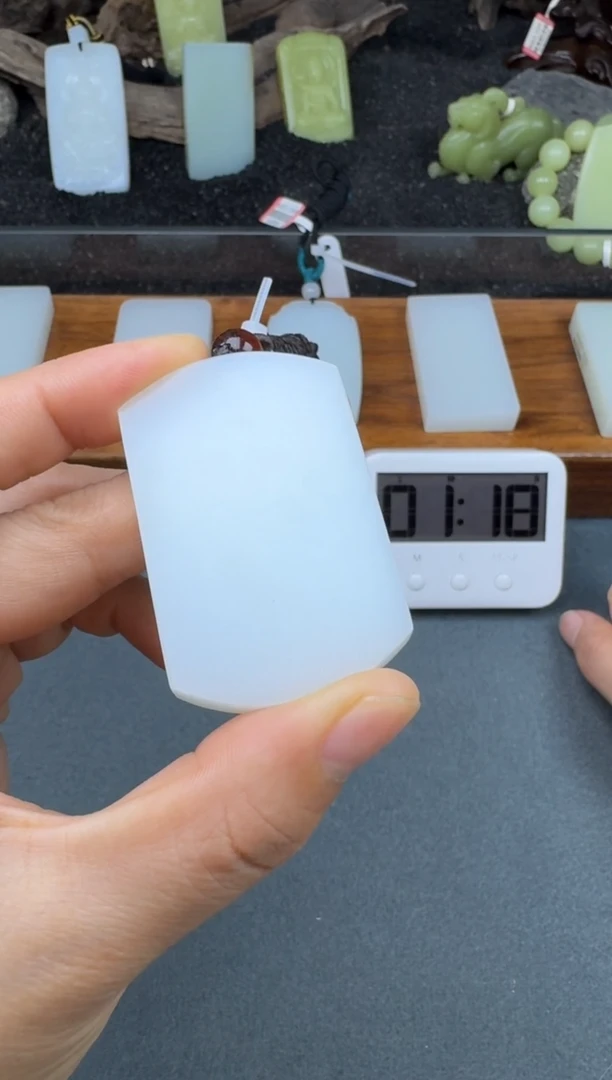 颈饰未镶嵌和田玉2