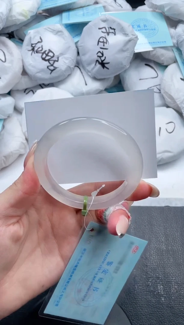 石英质玉手镯未镶嵌13V80-57