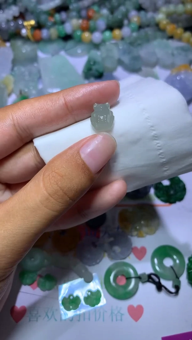定制翡翠未镶嵌守*CXX005876