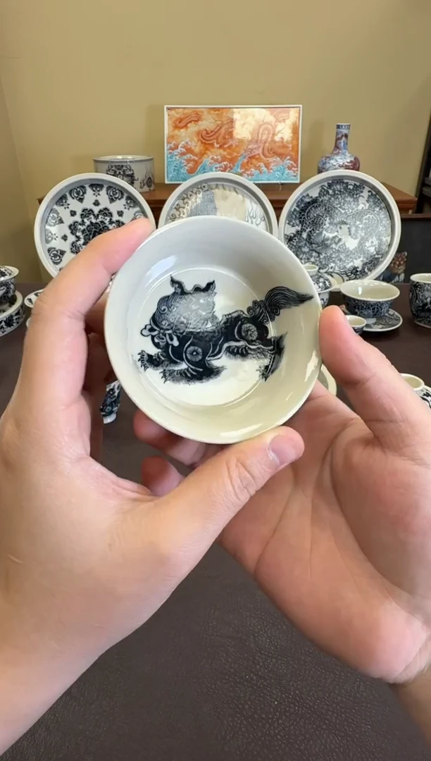 二号釉杂宝狮子金鳞盏
