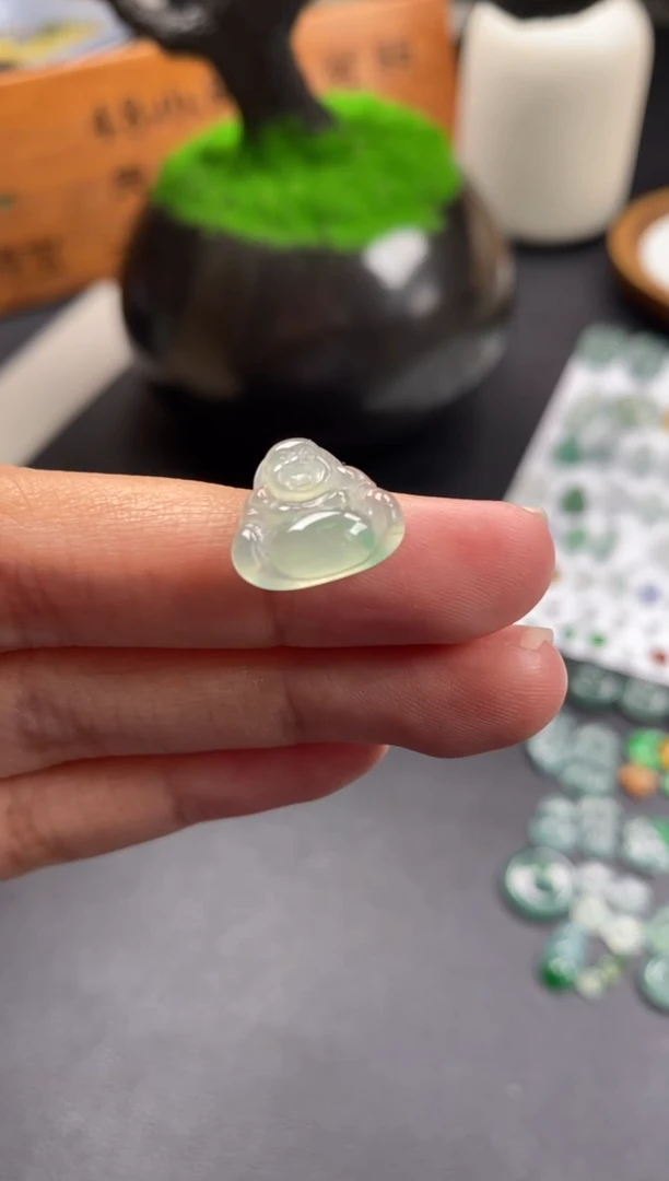 颈饰未镶嵌翡翠翡翠冰种佛公