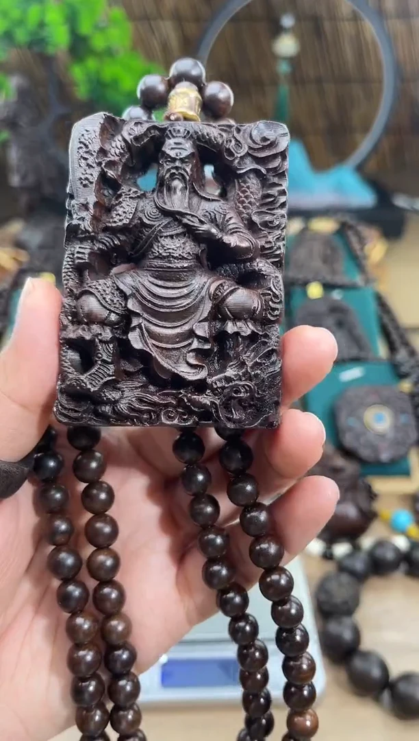贡木吊坠《巴布亚贡木》新品御龙立刀关公+108颗