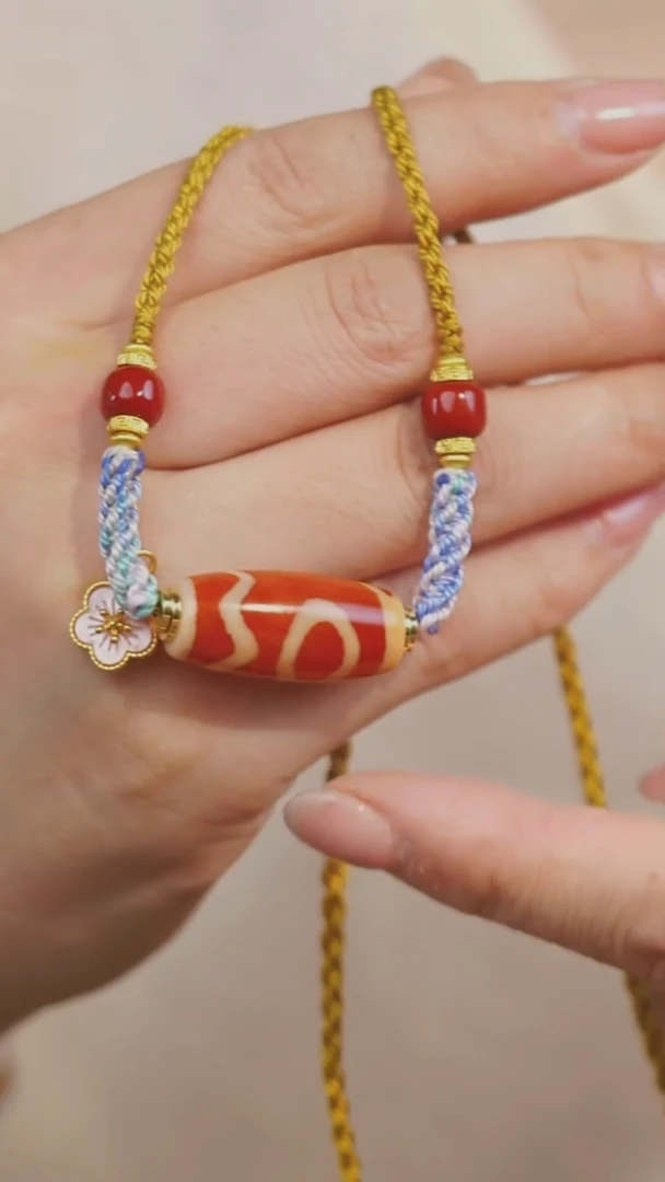 未镶嵌颈饰玛瑙/玉髓（覆膜）多样性发其一 息增怀