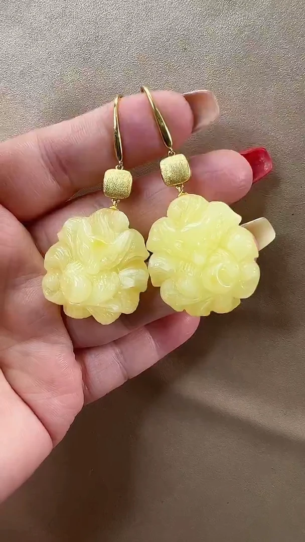 未镶嵌颈饰琥珀耳环