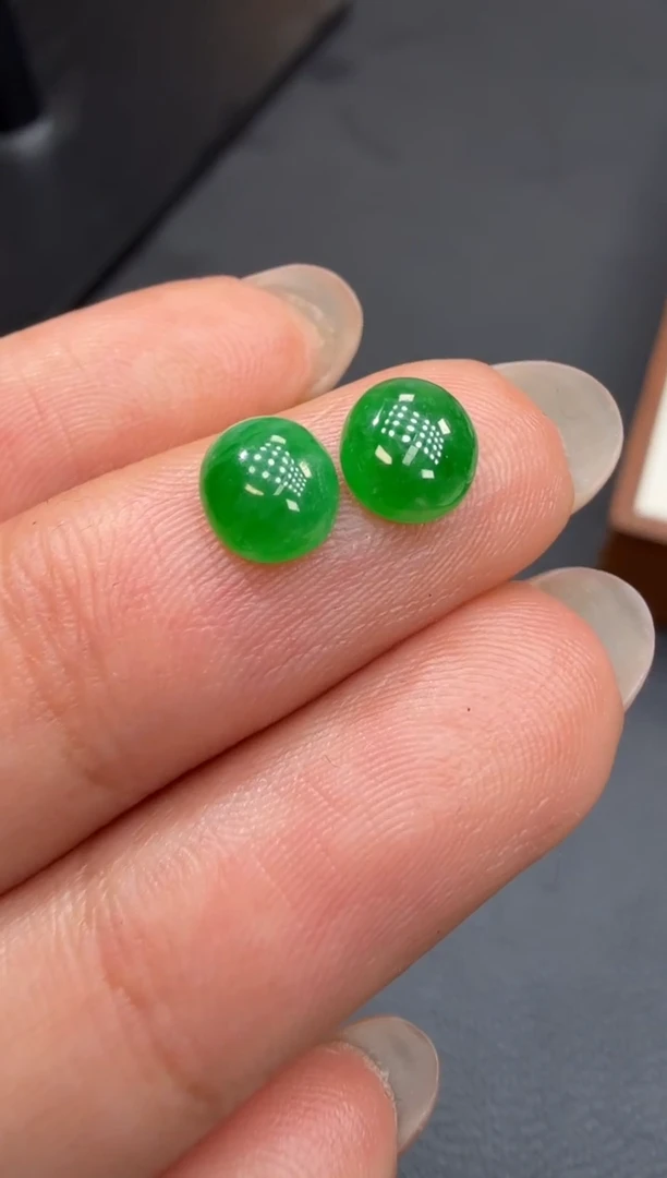 未镶嵌定制翡翠6.7*5.7*2.8