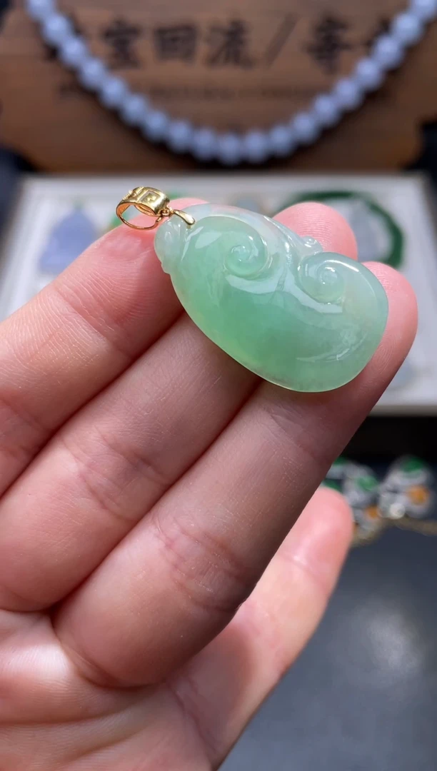 【闪购商品】翡翠颈饰18K金镶嵌30..........