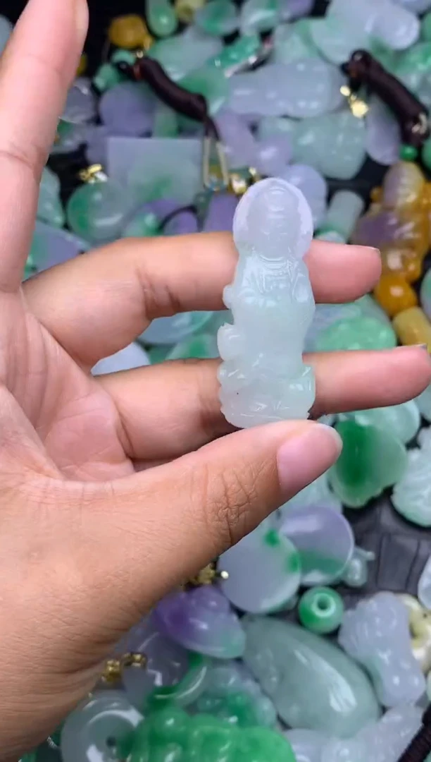 翡翠未镶嵌颈饰天然缅甸翡翠吊坠