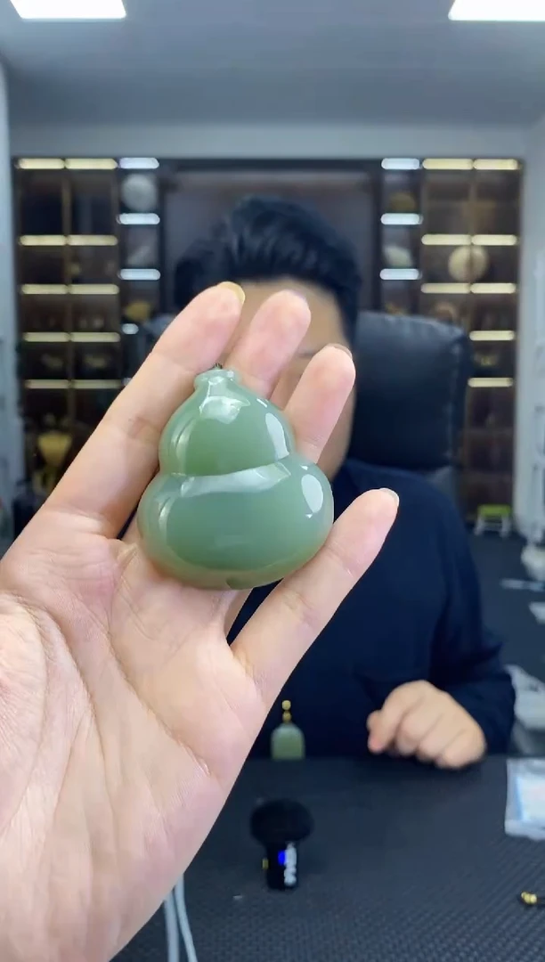 颈饰未镶嵌和田玉4