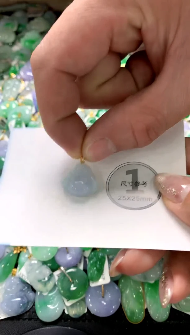 颈饰未镶嵌翡翠1111111111111111