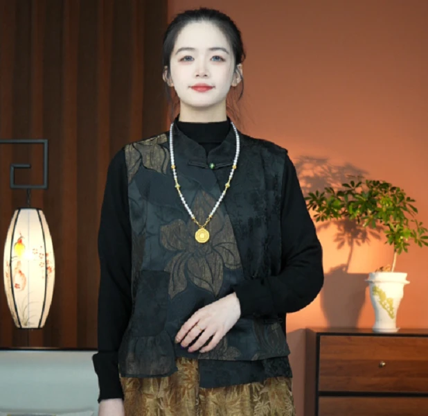 【春江韵】S25003时尚气质新中式国风女春季新款黑色荷花马甲