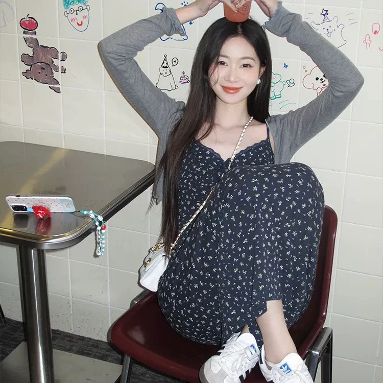 气质时尚韩版纯欲碎花连衣裙两件套女2024秋小众显瘦吊带裙子