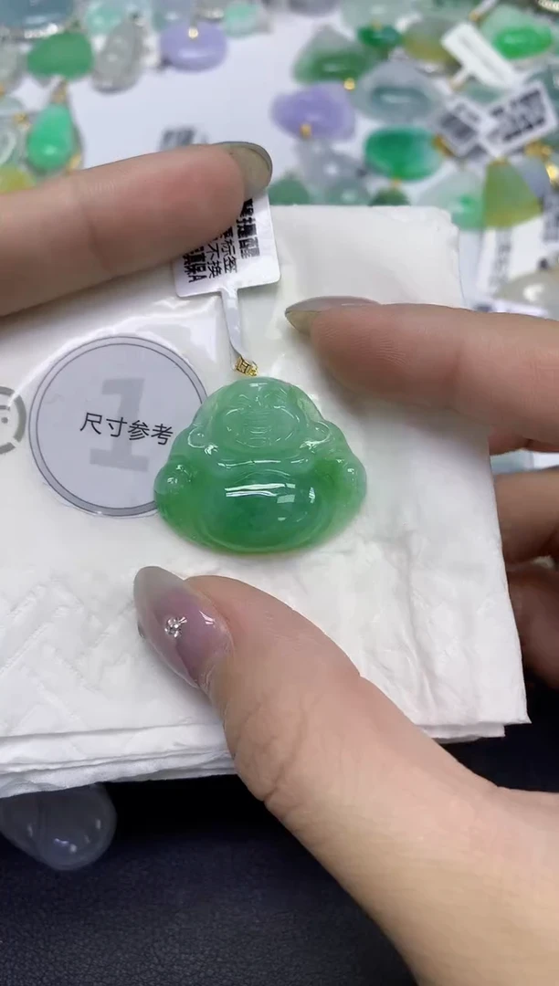 颈饰18K金镶嵌翡翠天然缅甸翡翠A货百元以上9元证书费自理