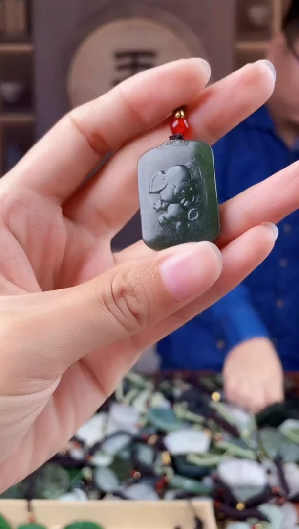 未镶嵌和田玉挂件拍一发一 ,多样性发货!