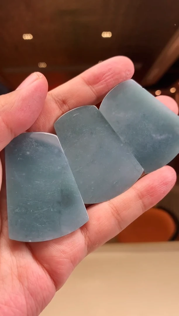 【闪购商品】定制翡翠未镶嵌多样性发货（只发一件) *d35