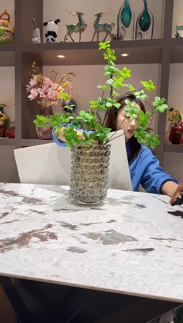 冰种螺纹直筒花瓶 现货