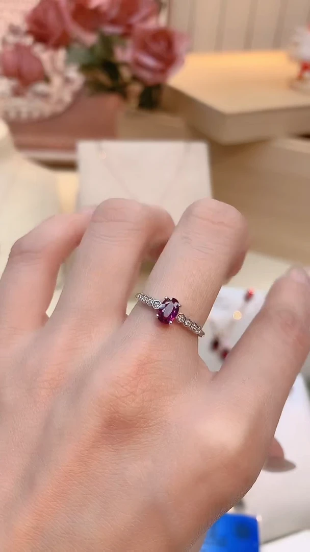 银S925镶嵌戒指石榴石紫牙乌