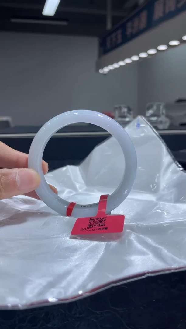 未镶嵌手镯翡翠2