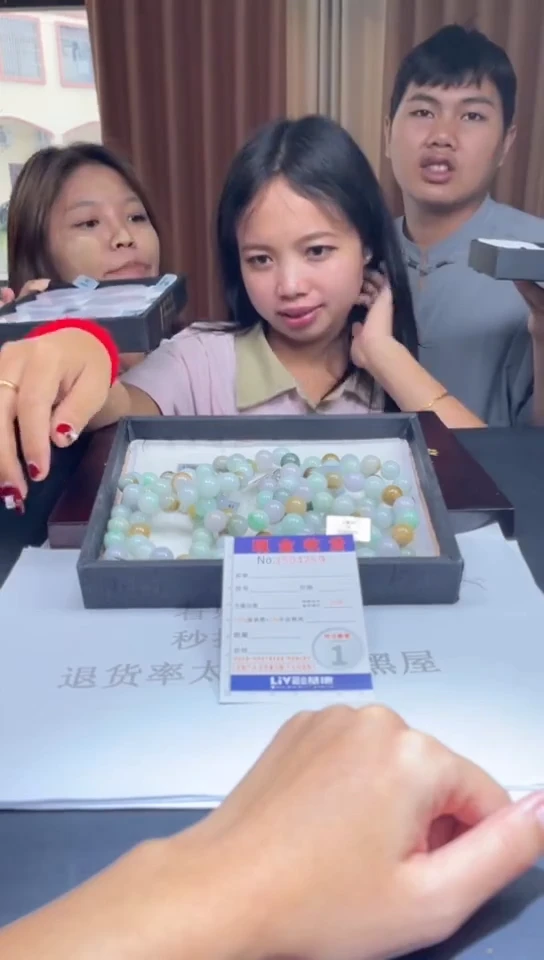 未镶嵌定制翡翠未抛光毛货多样性发其一拍一发一4269