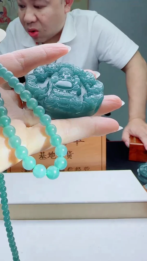 颈饰未镶嵌翡翠多样性发其一