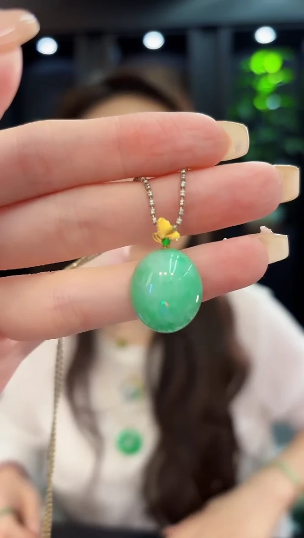 翡翠18K金镶嵌吊坠(不含链) 缅料A货/支持复检/一件